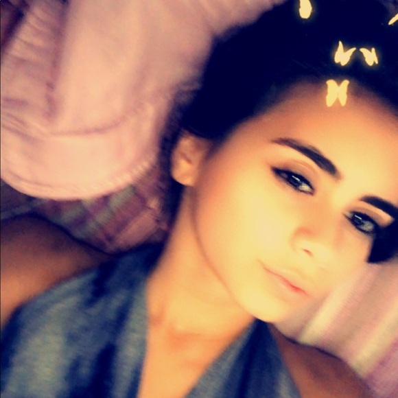 naiomy_1021